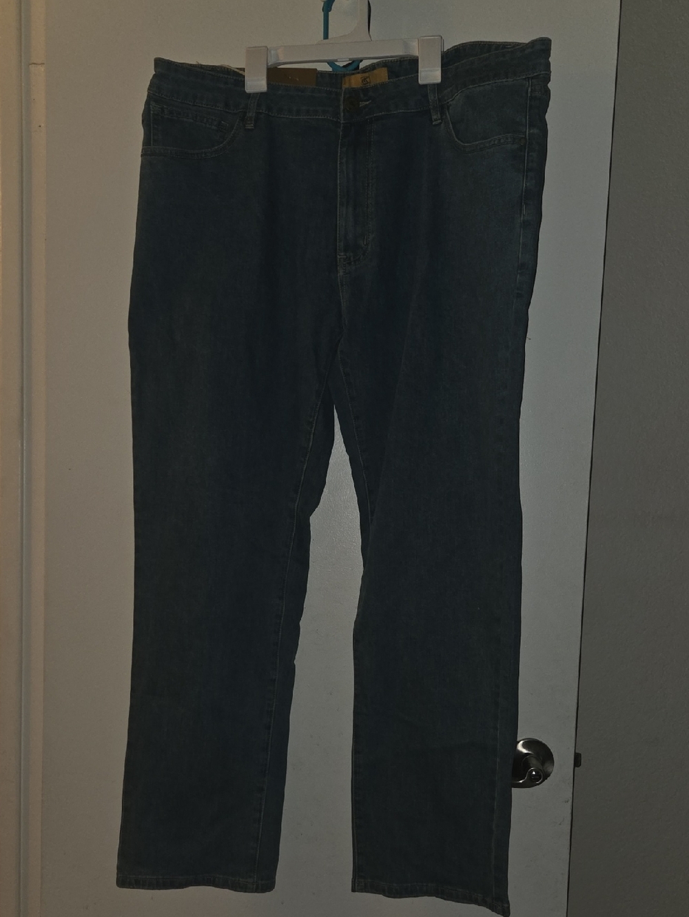 Men's Relaxed Straight-Leg Jeans in Dark Indigo